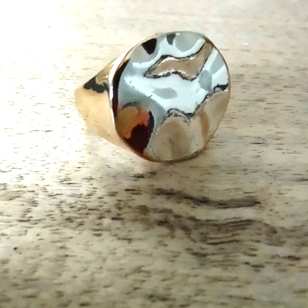 Gold Fashion chunky Statement Ring. Really unique fashion statement ring. Size 6